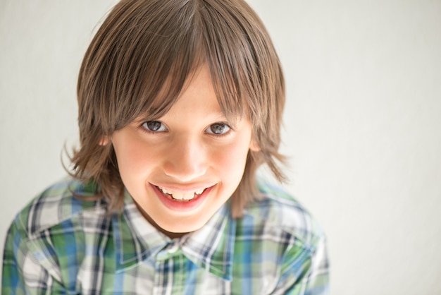 Photo portrait of model boy