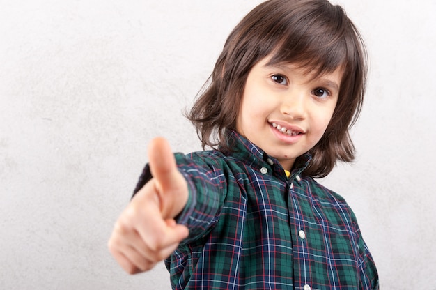 Photo portrait of model boy