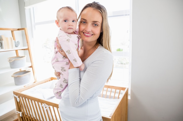 彼女の男の子を持つお母さんの肖像画