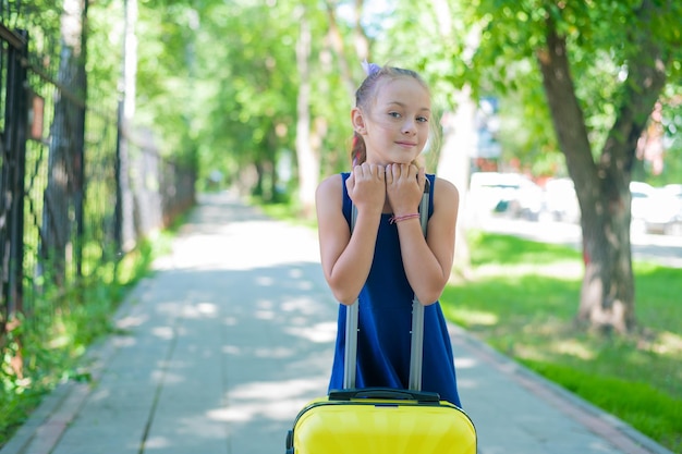 写真 ティーンエイジャーの女の子の肖像画