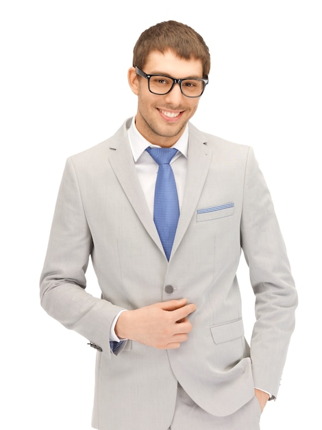 портретное изображение счастливого бизнесмена в очках