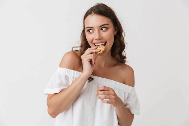 Portrait of a smiling young casual brunette woman