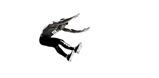 Портрет прыгающего спортсмена