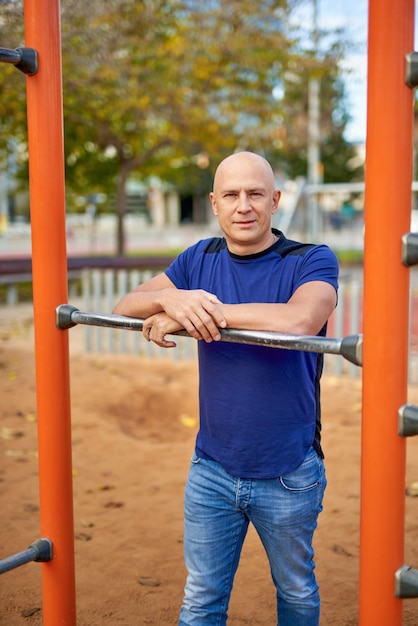 Portrait of a sporty man at outdoor