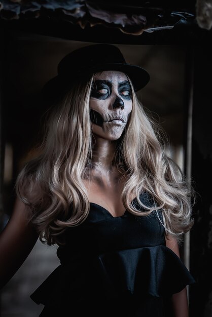 portrait of woman make up ghost facemexico city's day of the dead parade on sunday honored those killed in two recent earthquakesthailand people