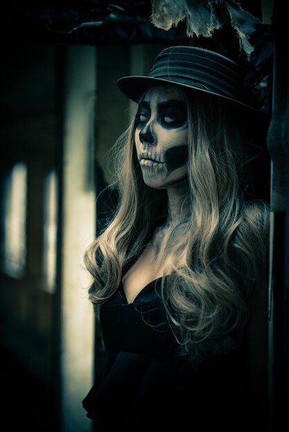 portrait of woman make up ghost facemexico city's day of the dead parade on sunday honored those killed in two recent earthquakesthailand people