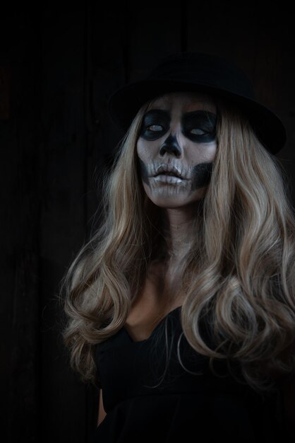 portrait of woman make up ghost facemexico city's day of the dead parade on sunday honored those killed in two recent earthquakesthailand people