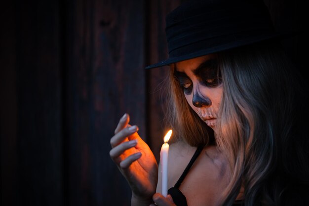 Portrait of woman make up ghost faceMexico City's Day of the Dead parade on Sunday honored those killed in two recent earthquakesThailand peopleLight a candle to commemorate the people away