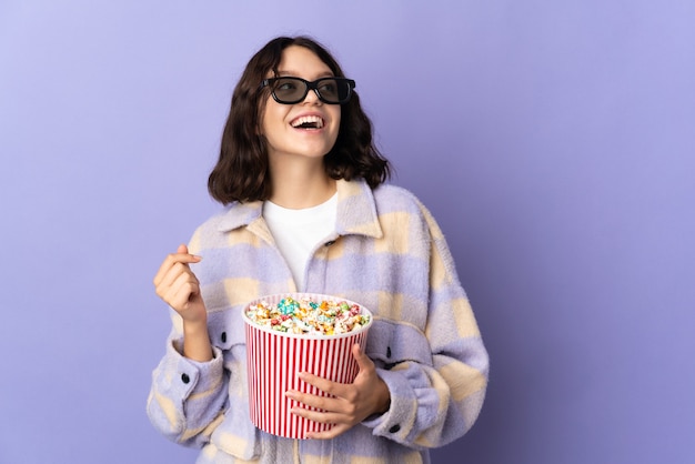 Photo portrait woman with popcorn