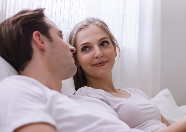 Photo portrait of young couple