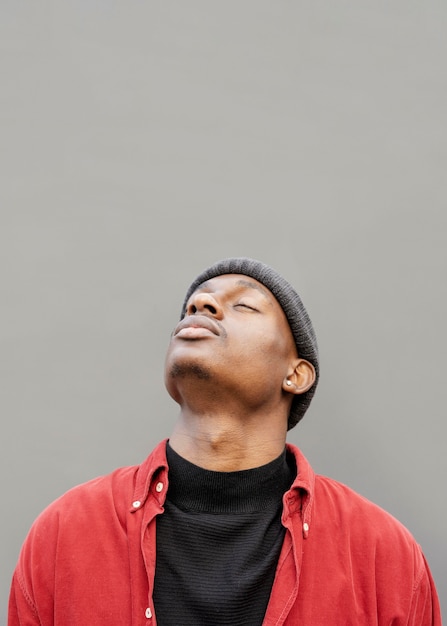 Photo portrait young man wearing cap