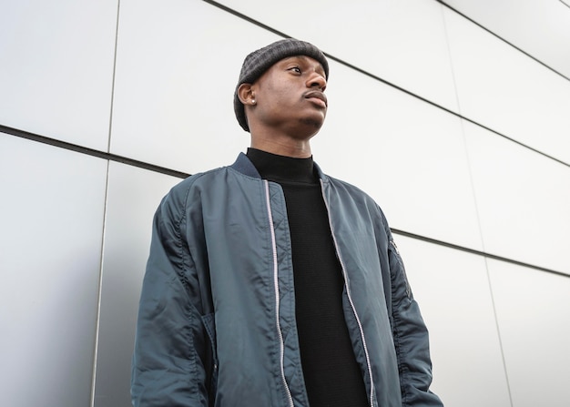 Photo portrait young man wearing cap