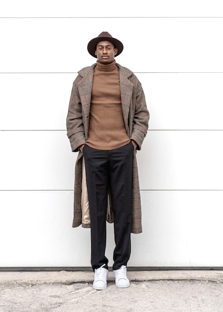 Photo portrait young man with hat