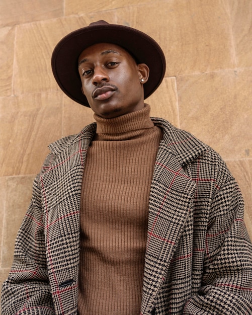 Photo portrait young man with hat