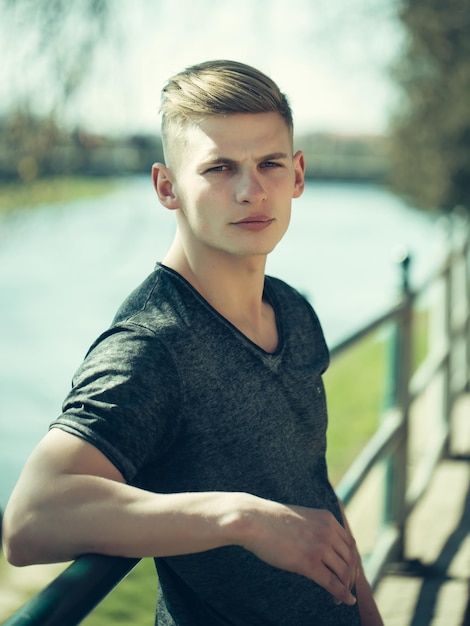 Photo portrait of young man