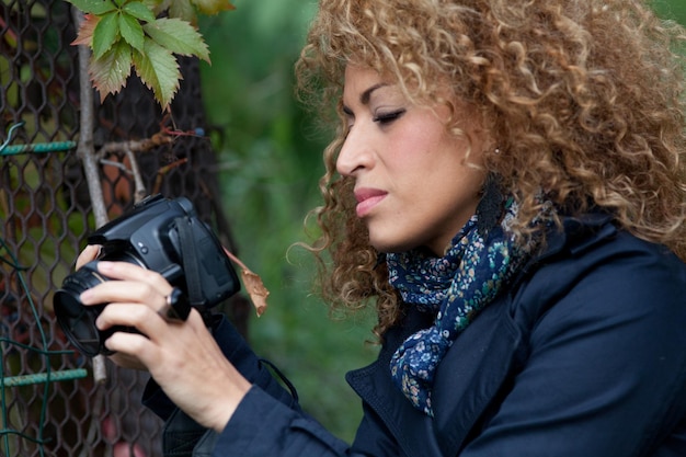 Photo portrait of young woman