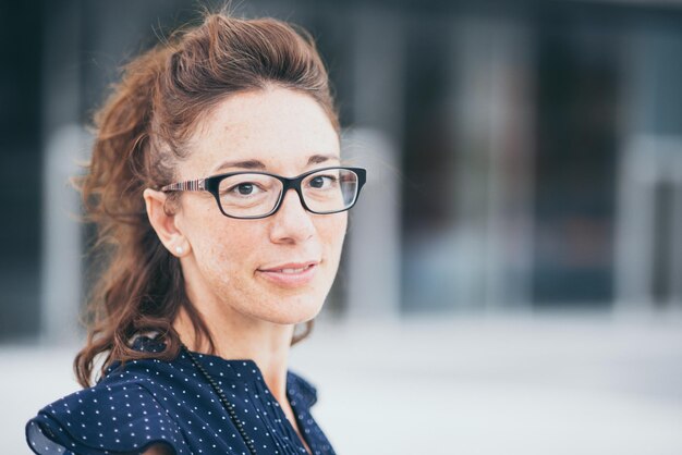 Photo portrait of young woman