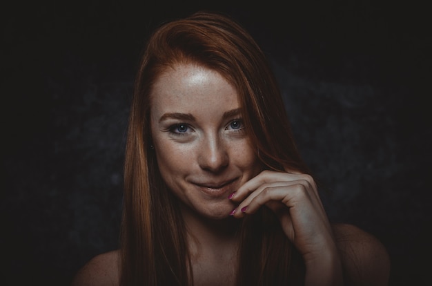  portraits with red hair woman