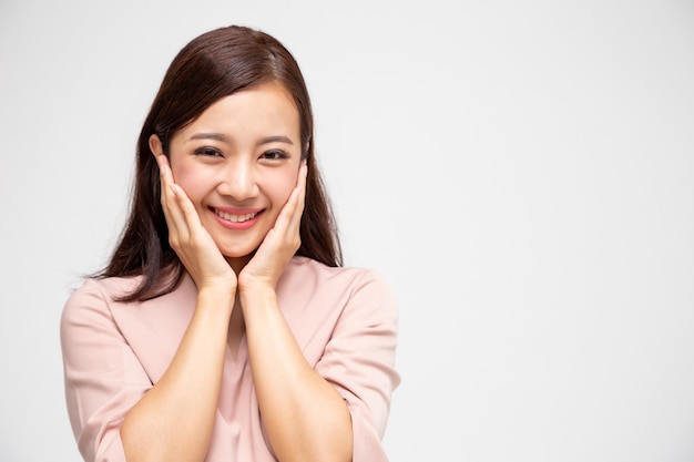 portret jonge Aziatische vrouw