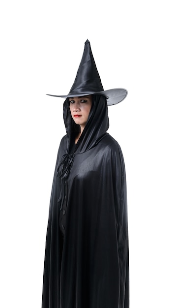 Portret van de vrouw in zwart eng heks halloween kostuum permanent met hoed