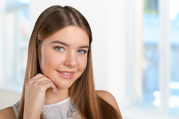 Portret van een blanke zakenvrouw