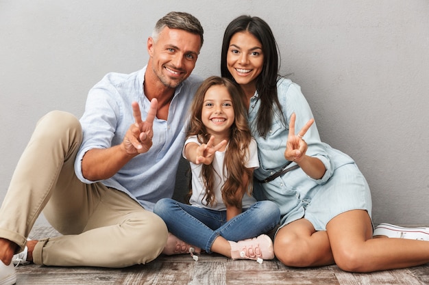 Portret van een gelukkig gezin