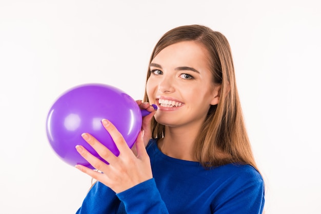 Portret van een jonge mooie vrouw