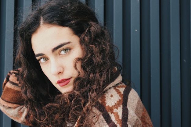 Portret van een jonge vrouw
