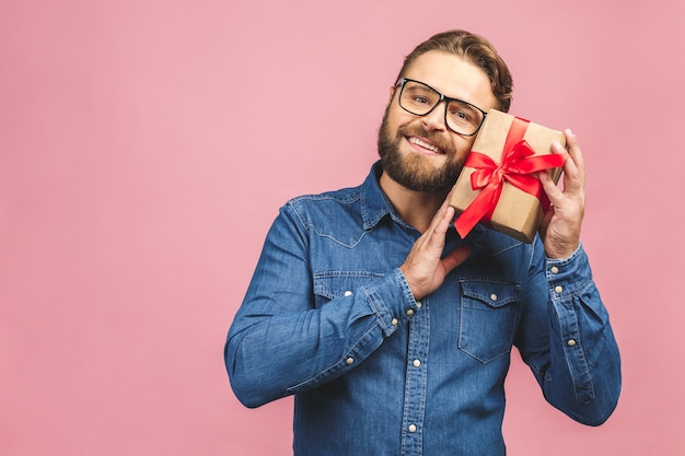 Portret van een man met een huidige doos