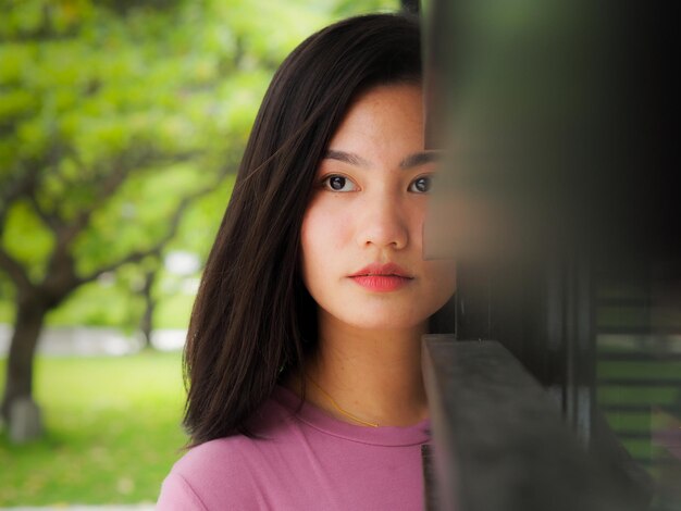 Foto portret van een mooie jonge vrouw