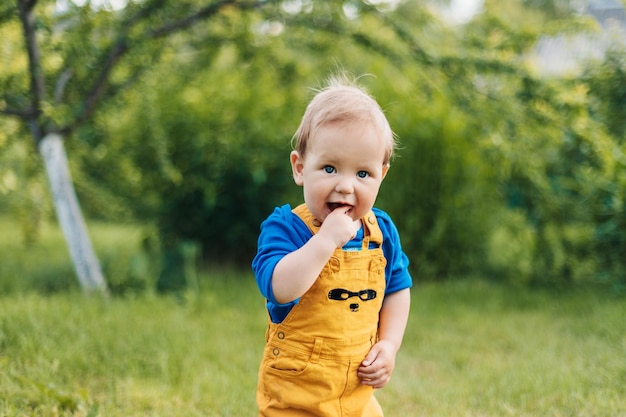 Portret van een schattige jongen
