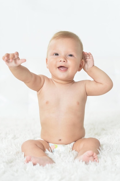 Portret van een schattige mooie babyjongen