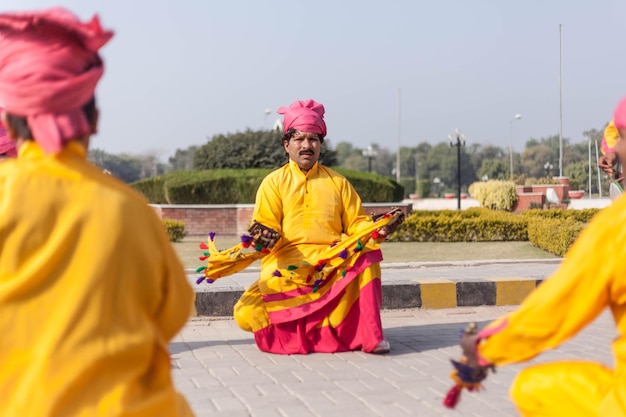 Foto portret van een traditionele danseres uit multan, punjab, pakistan