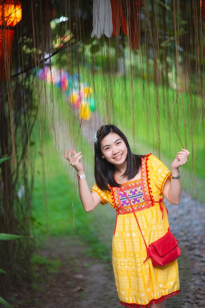 Portret van het meisje van Azië in Thailand