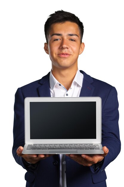 Portret van lachende jonge man met laptop