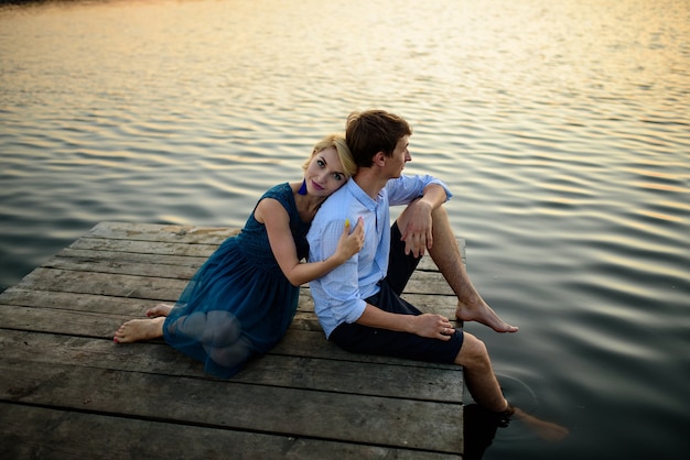 Portret van verliefde man en vrouw