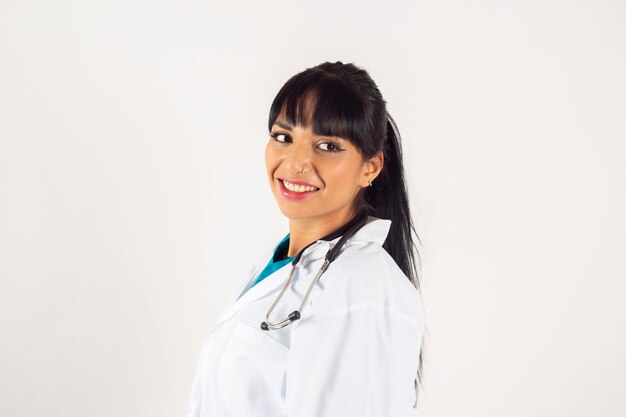 portret vrouwelijke arts met een stethoscoop