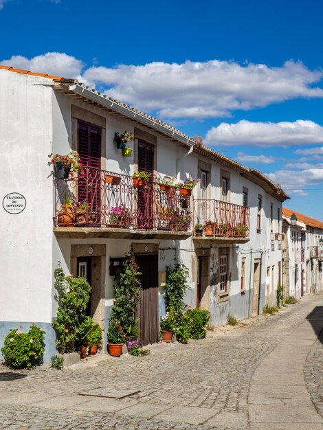Portugees versterkt dorp behorend tot het district Guarda