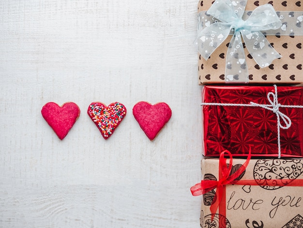 Открытка для сладких слов о любви и подарочные коробки