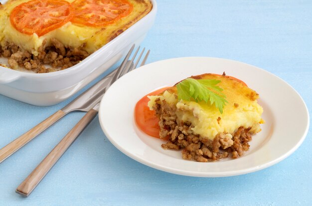 Casseruola di patate con carne macinata.