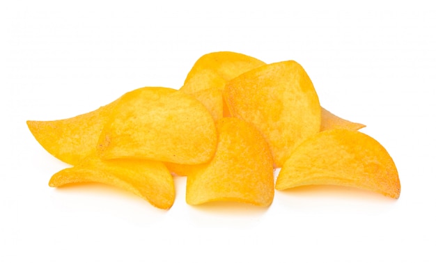 Фото Картофельные чипсы, изолированные на белом