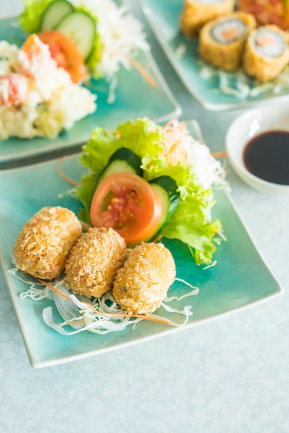 potatoes fried with vegetable