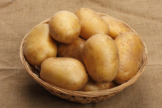 Photo potatoes on a sacking