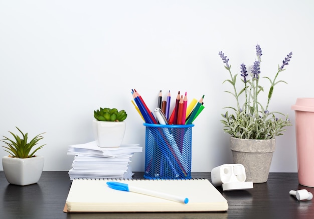 Foto potplant op tafel