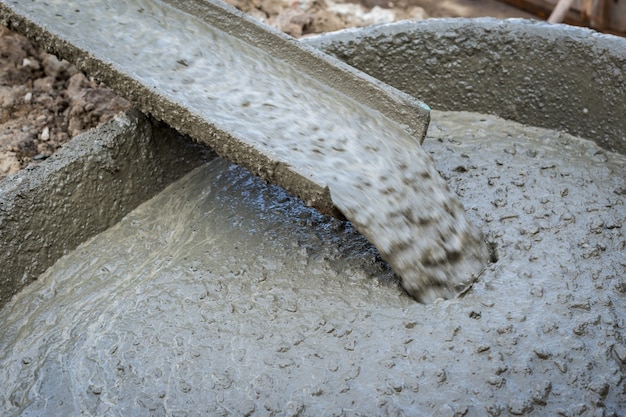 Pouring cement for construction