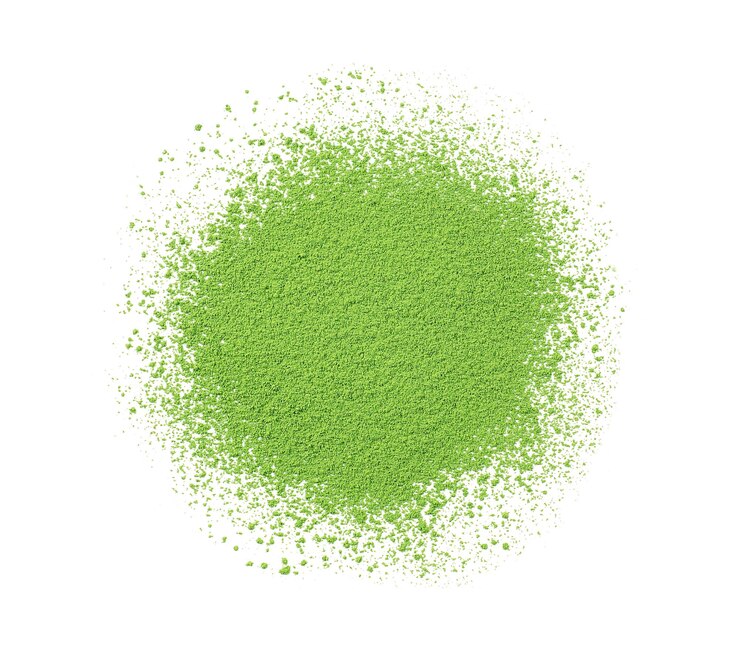 Photo powdered matcha green tea isolated on white
