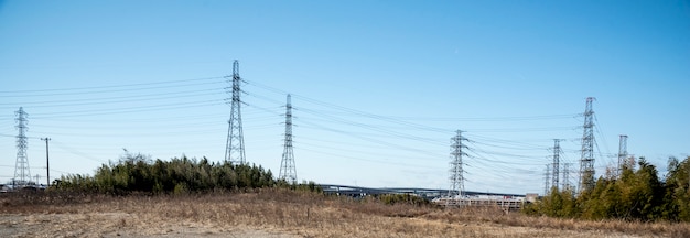 自然と空の電力線、風景、技術