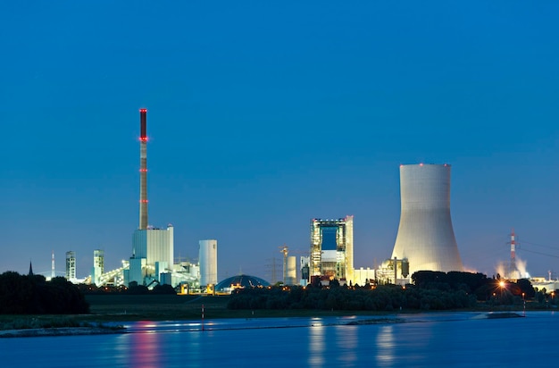 Photo power stations at night