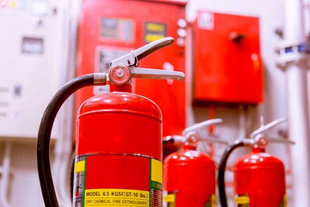 Potente impianto antincendio industriale.