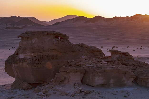 Prachtig berglandschap in de Sinaï-woestijn Egypte Canyon in Zuid-Sinaï